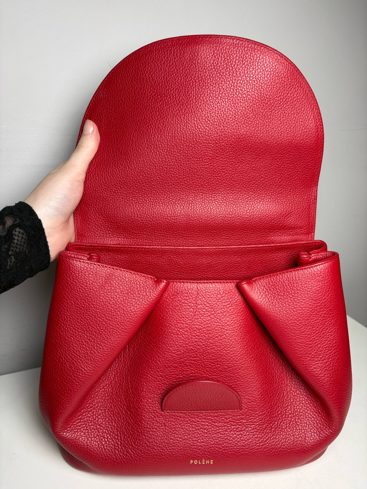 Women's Authentic Polène Numéro Un Red Pebbled Leather Pre-Owned Top Handle Crossbody Bag