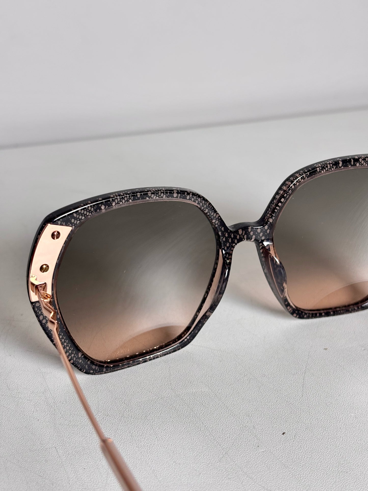 Missoni MIS0025/S KDXFF Pre-owned Black, Brown Oversized Pre-owned Sunglasses