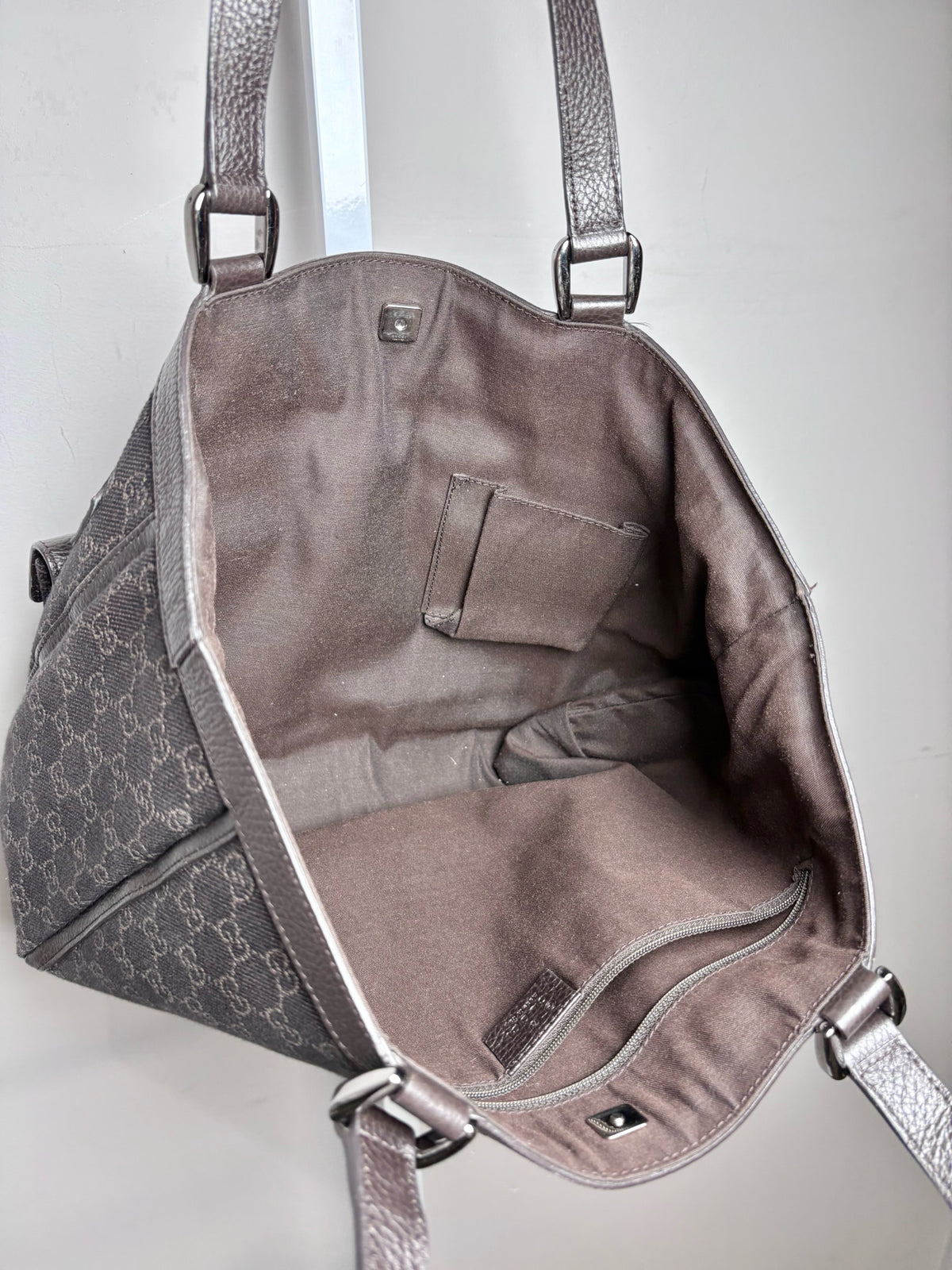 Women's Gucci GG Pocket Monogram Vintage Nylon, Leather Pre-owned Tote