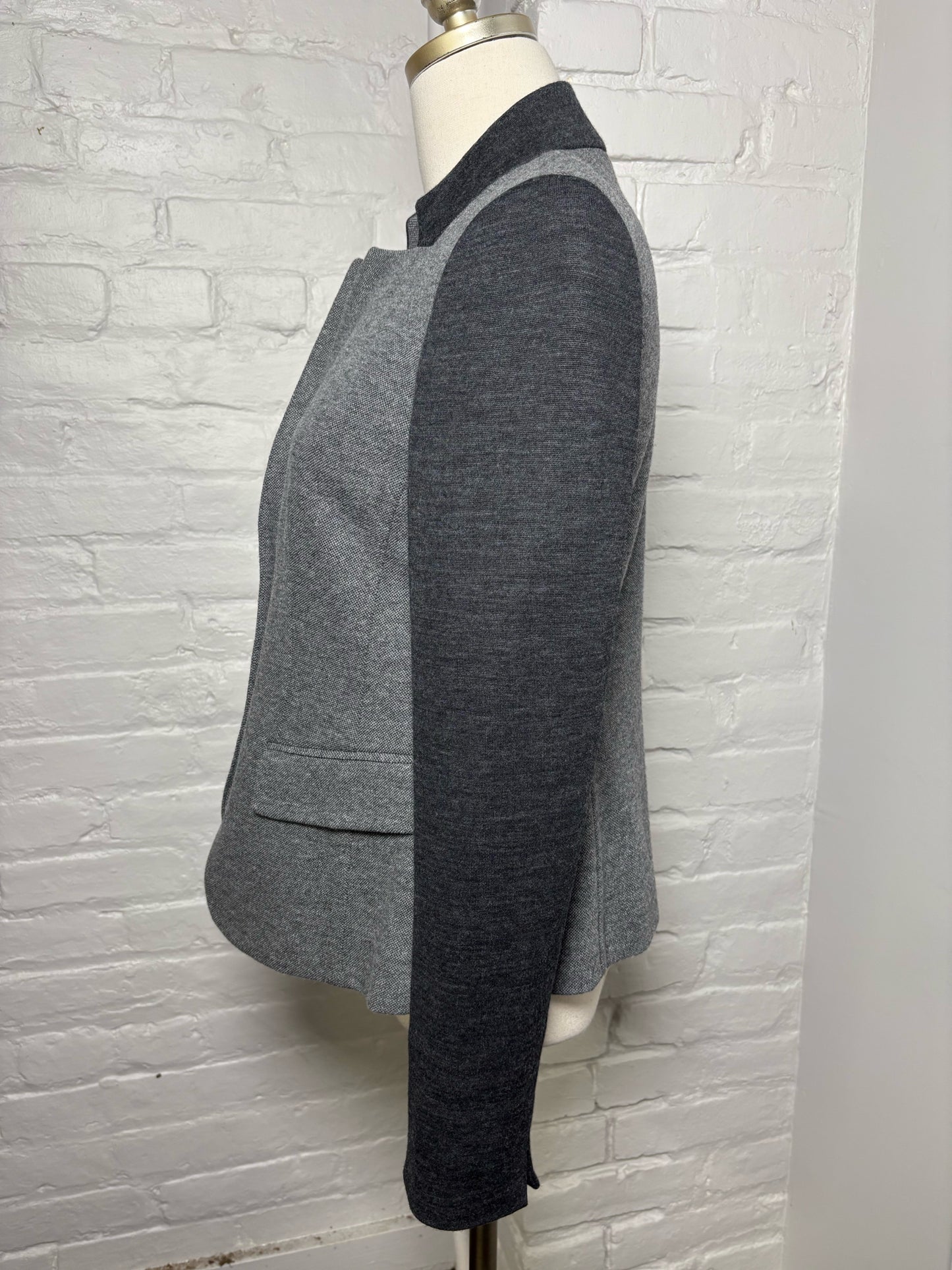 Women Size 6 Trixi Schober Gray Solid Vintage 2 Piece Set