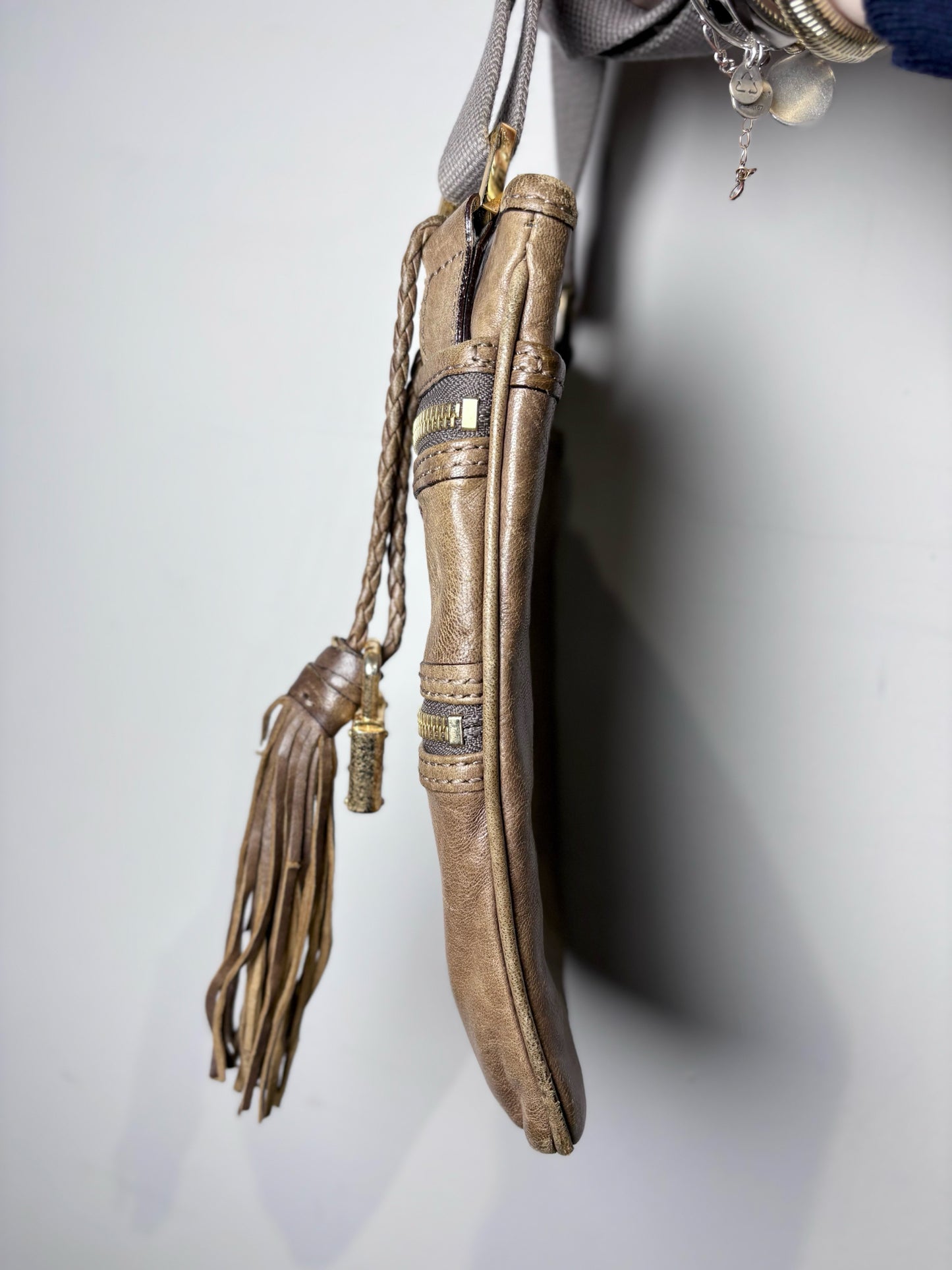 Gwen Stefani L.A.M.B. Solid Leather Vintage Crossbody Purse