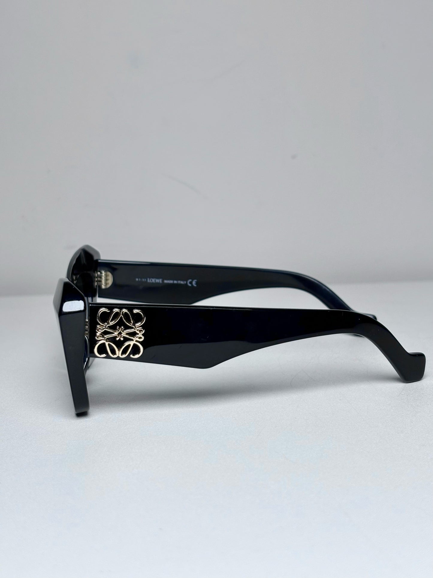 Acetate Loewe 50MM Cat-Eye Pre-owned Black Sunglasses