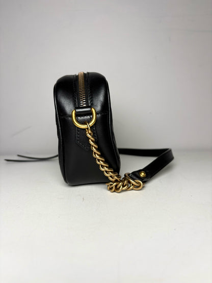 Gucci GG Quilted Camera Leather Pre-owned Black Nappa Crossbody Purse