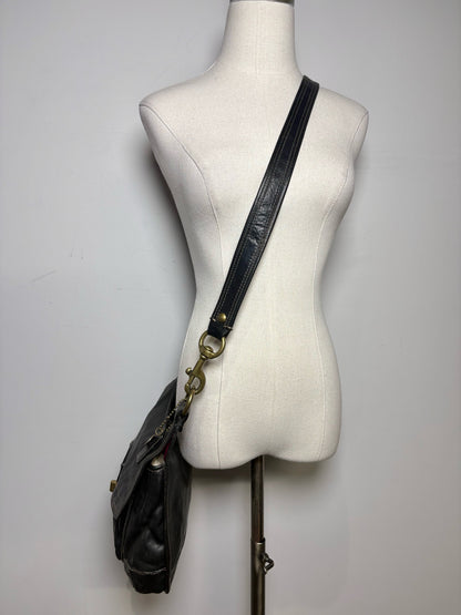 Women's Coach Solid Vintage Leather Pre-owned Black Medium Purse