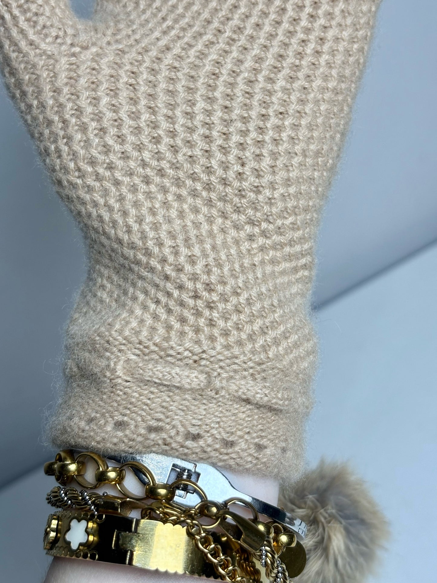 Neiman Marcus Women's Gloves