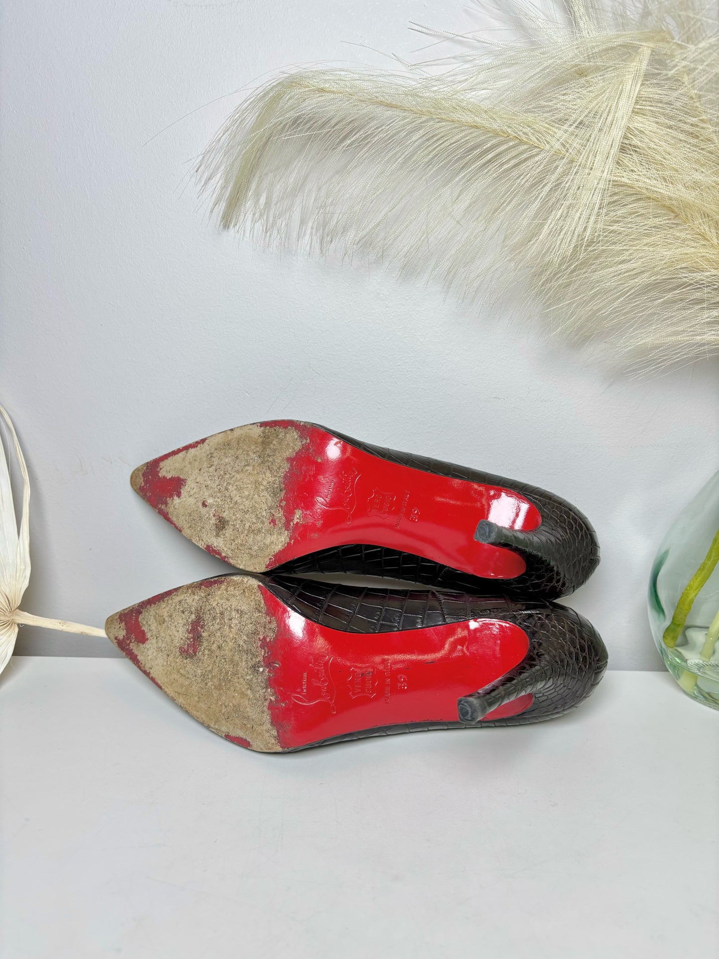W Shoe Size 39 Christian Louboutin Dark Brown Leather Croc Embossed Heels