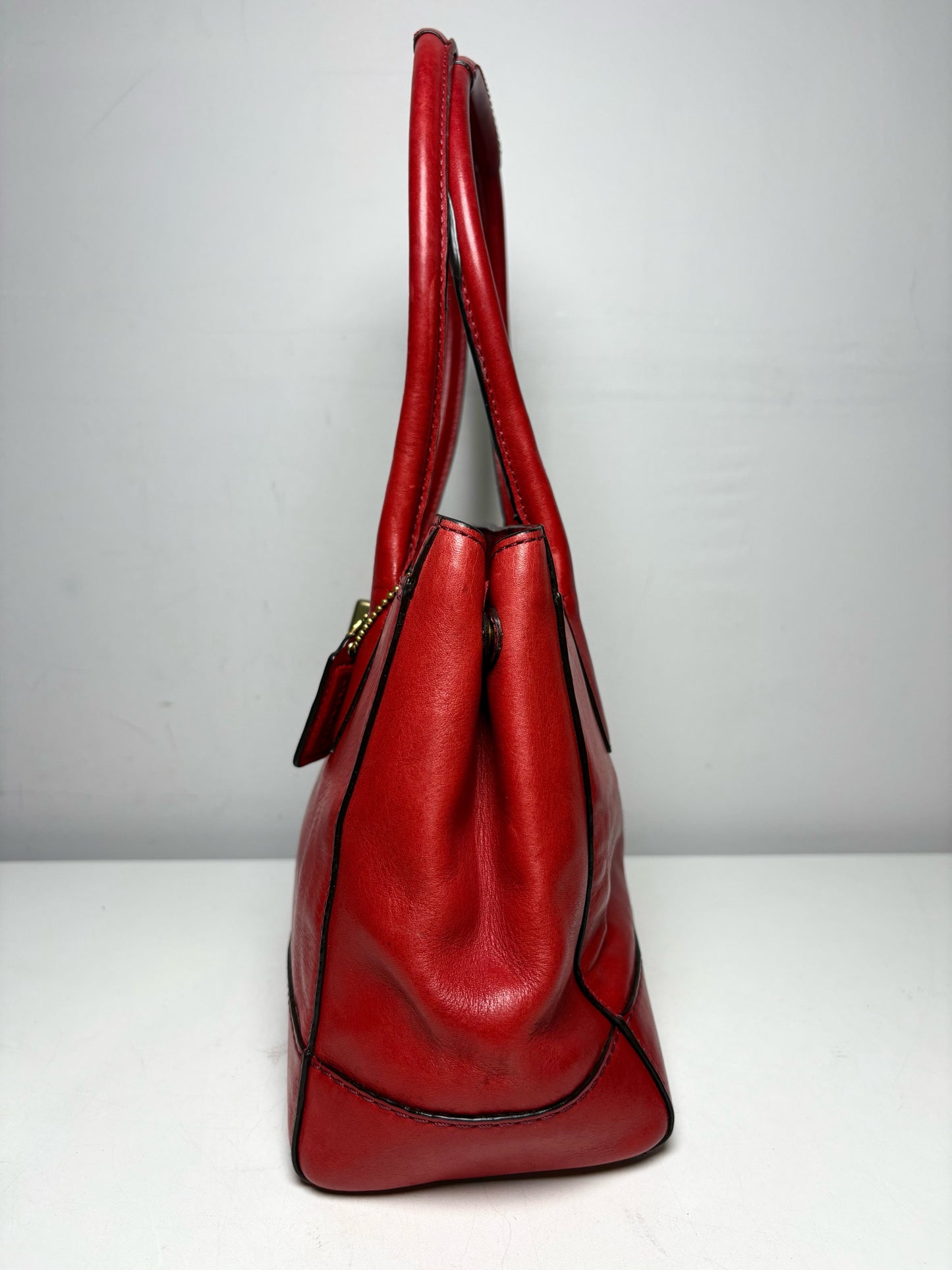 Women's Coach #12482 Hampton Madeline Red Vintage Pre-Owned Purse
