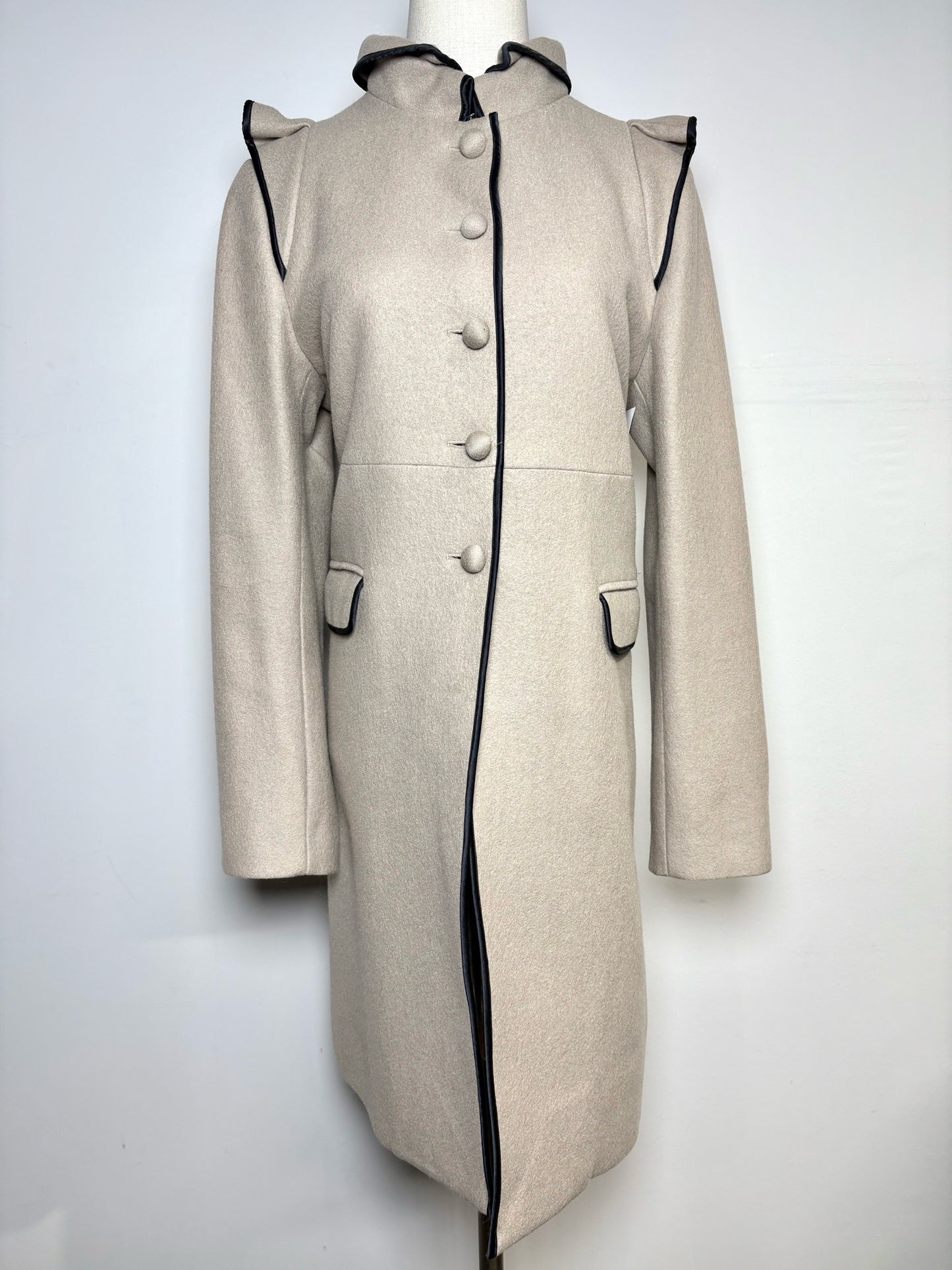 Women Size 46 (10, US) Valentino Taupe Solid 65% Wool 35% Mohair Coat
