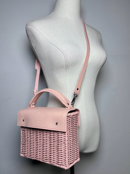 Wicker & Leather Wicker Wings Pre-owned Pink Small Purse