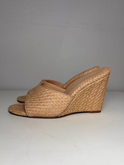 W Shoe Size 9.5 Veronica Beard Natural Raffia Pre-owned Sandals