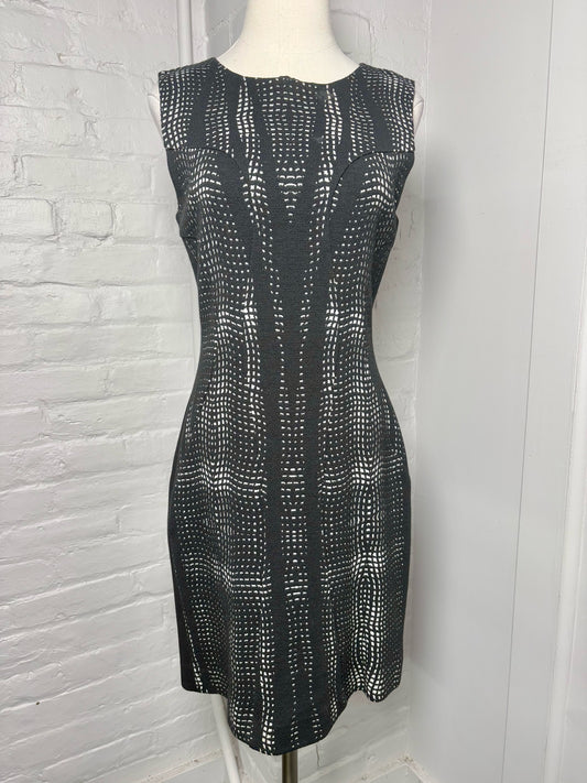 Women Size 8 Diane Von Furstenberg Black Knitted Vintage Dress