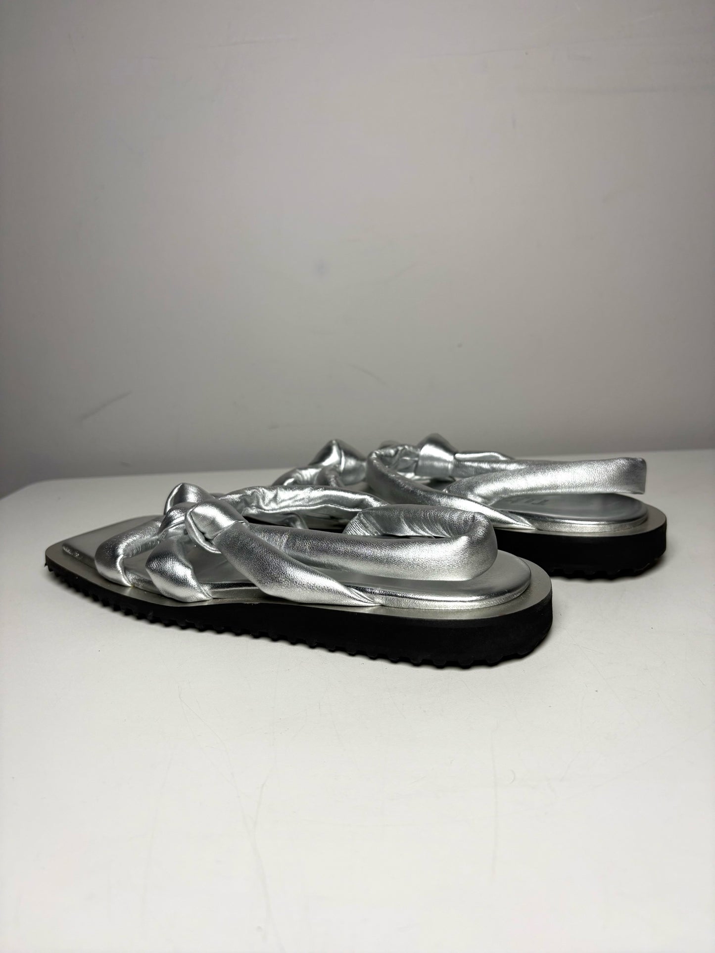 W Size 37.5/38 (Estimated) Tibi Byron Metallic Silver Lambskin Pre-owned Flats
