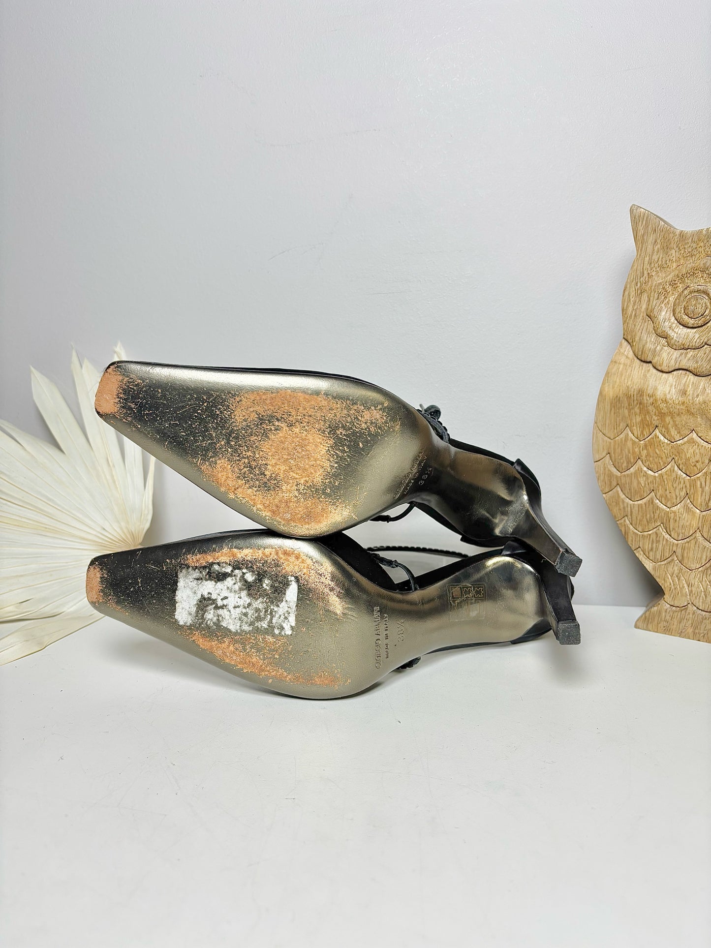 W Shoe Size 38.5 (8 US) Giorgio Armani Black Satin Pump