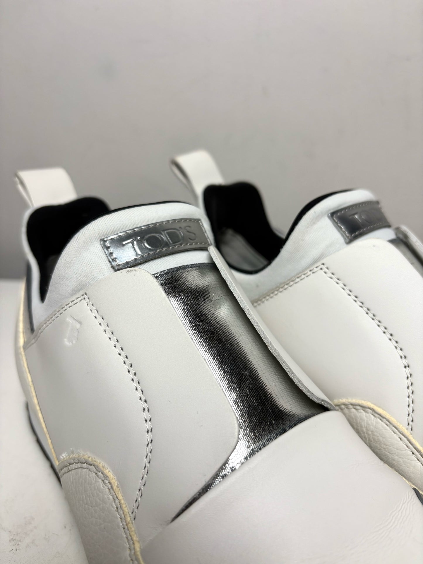 Women Shoe Size 36 Tod's Sportivo White Leather Pre-Owned Slip-On Sneakers