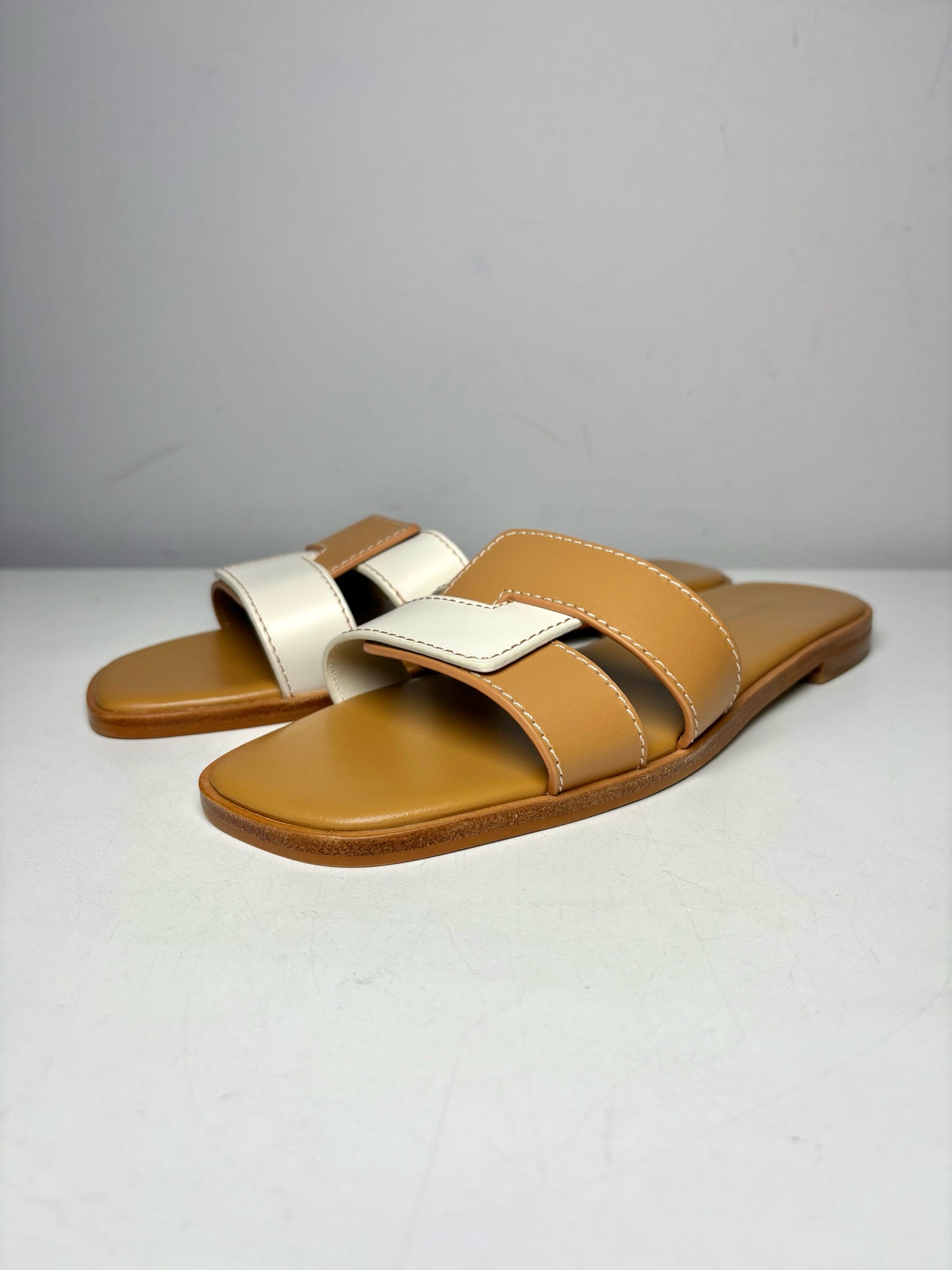 W Shoe Size 9 Tuckernuck Cognac & White Muse Leather Sandals