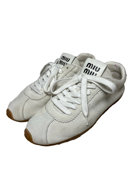 White Miu Miu sneakers with brown soles
