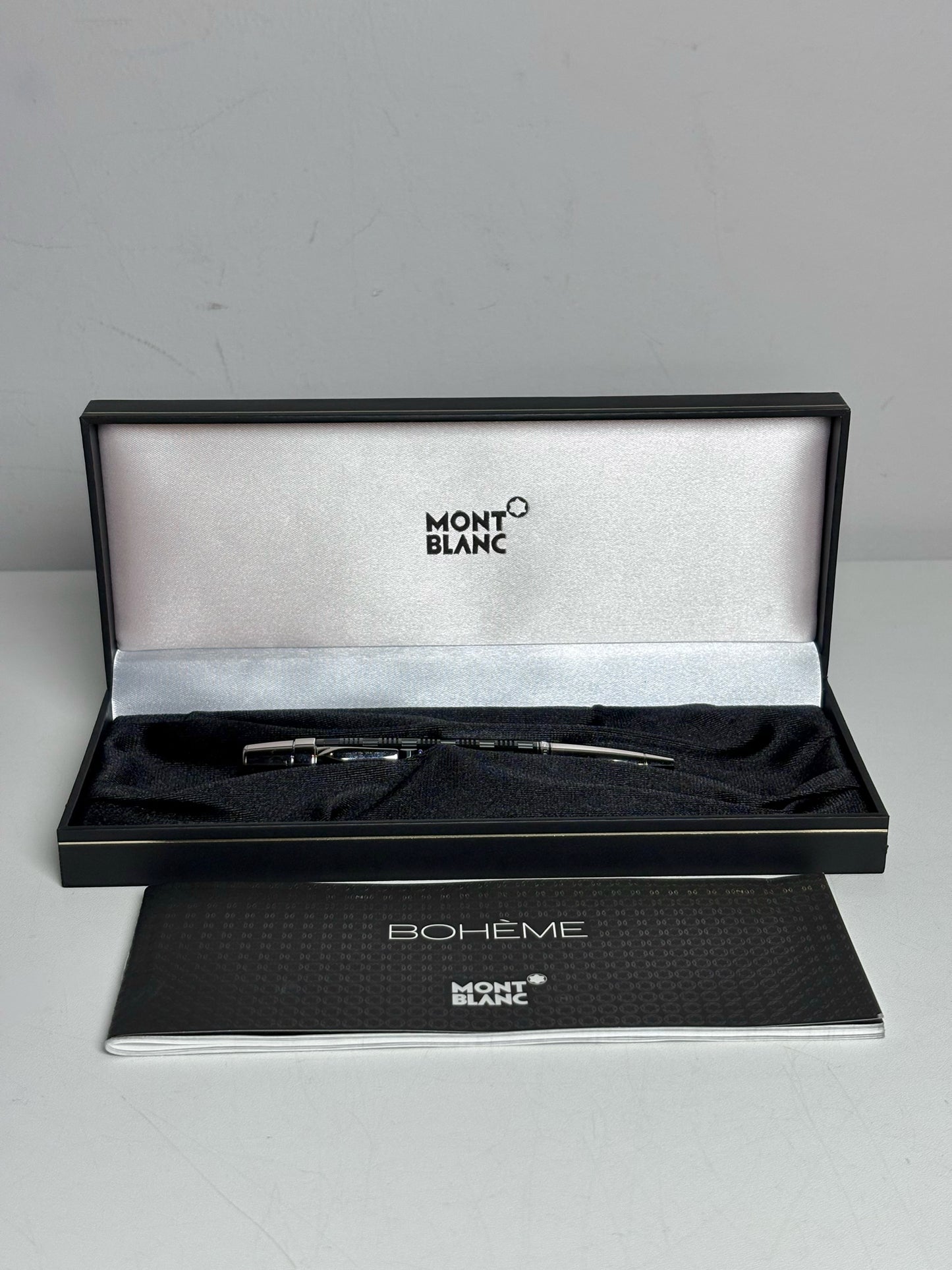 Men's Accessories Mont Blanc Black, Silver Platinum Pre-owned Pen