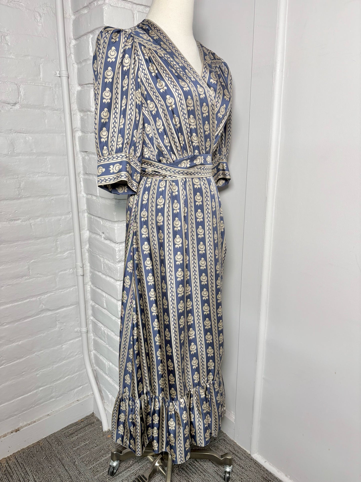 Women Size 38 Sandro Navy, gray Print Dress