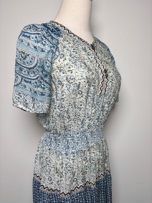 Women Size 4 SEA New York Blue, White Floral Viscose Dress