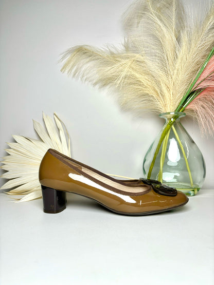 W Shoe Size 8 Salvatore Ferragamo Brown Leather Patent Women's Heels