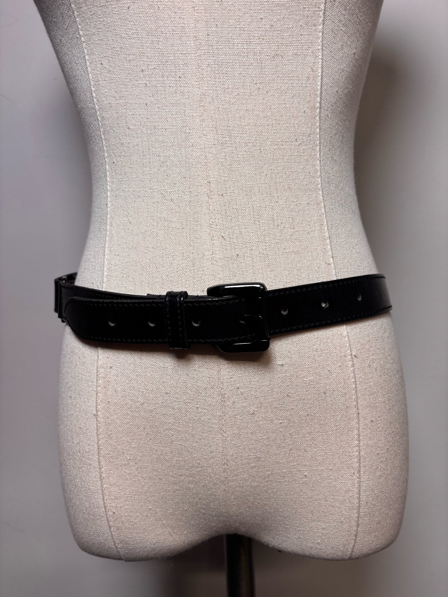 Women's Leather Burberry 26"-33" Black Pre-owned Belt