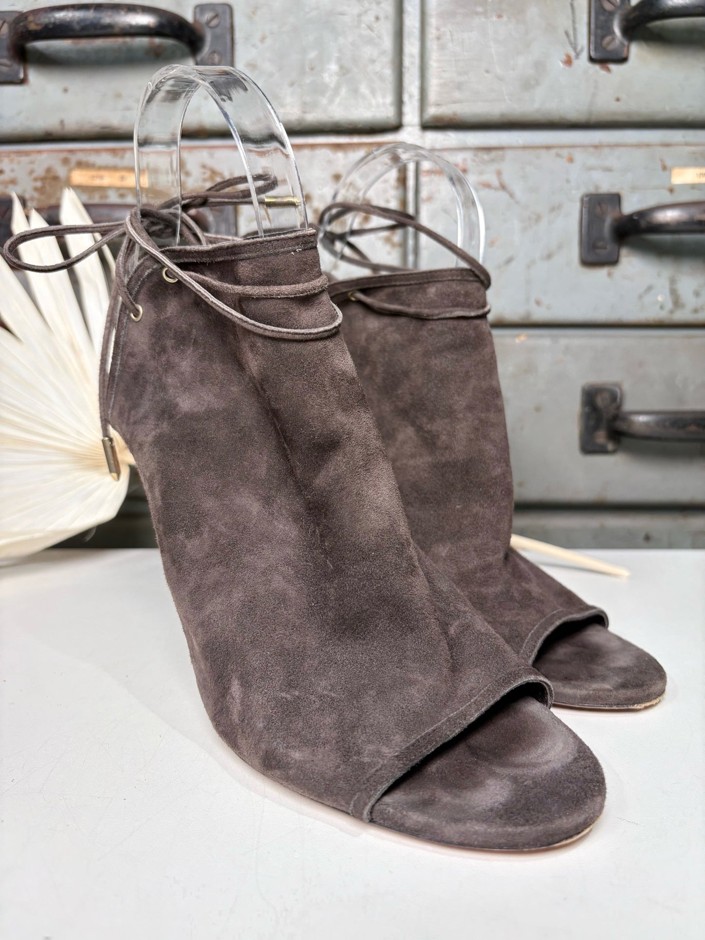 W Shoe Size 39 (8.5 US) Aquazzura Olive Green Leather Suede Heels