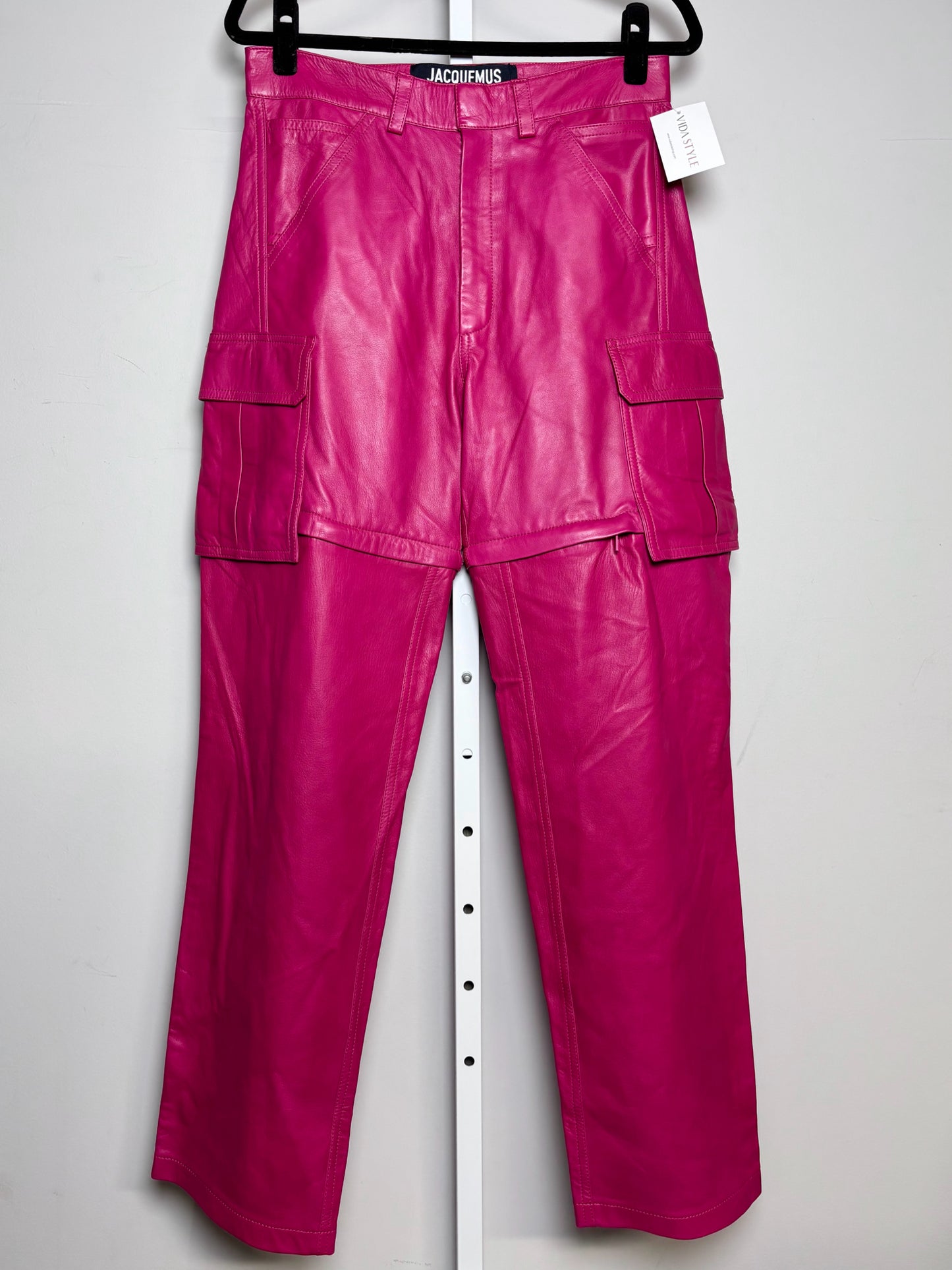 Women Size 46 (10, US) Jacquemus Pink Solid 100% Leather Pre-owned, NWT Pants