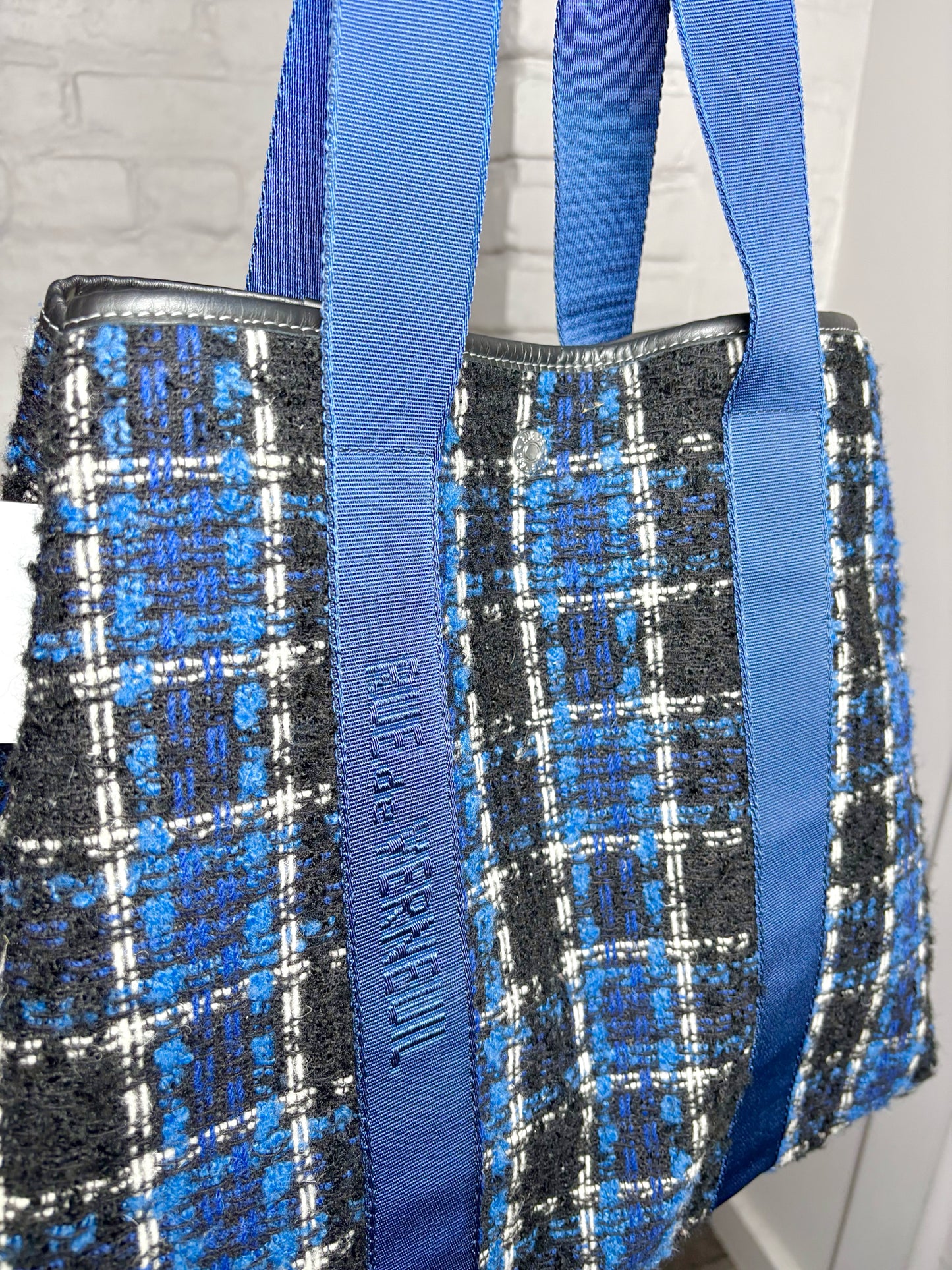 Rue de Verneuil Plaid Wool Pre-owned Blue, Black, Cream Purse
