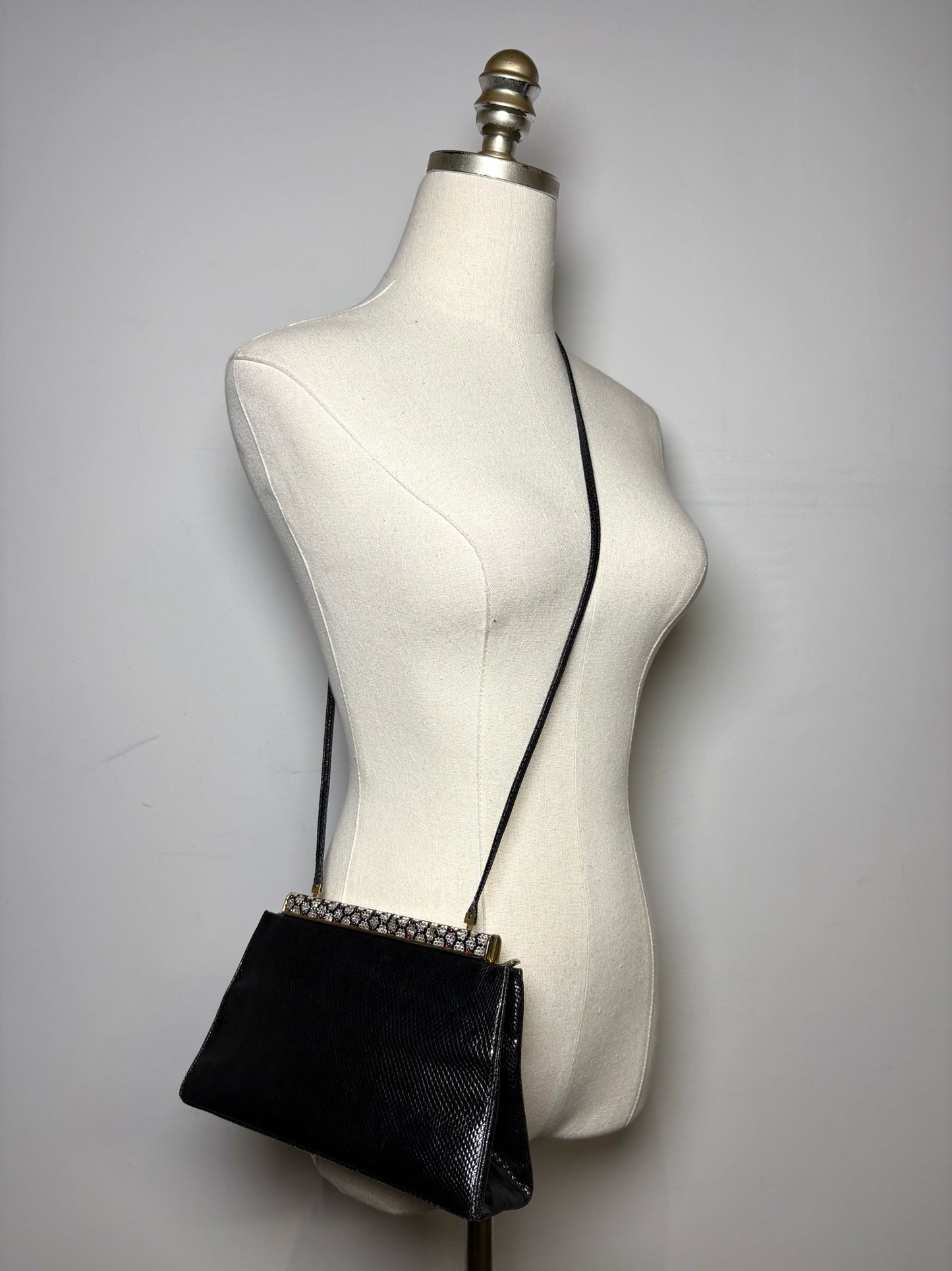 Judith Leiber Evening Crystal Embellishments Vintage Leather Pre-owned Bag