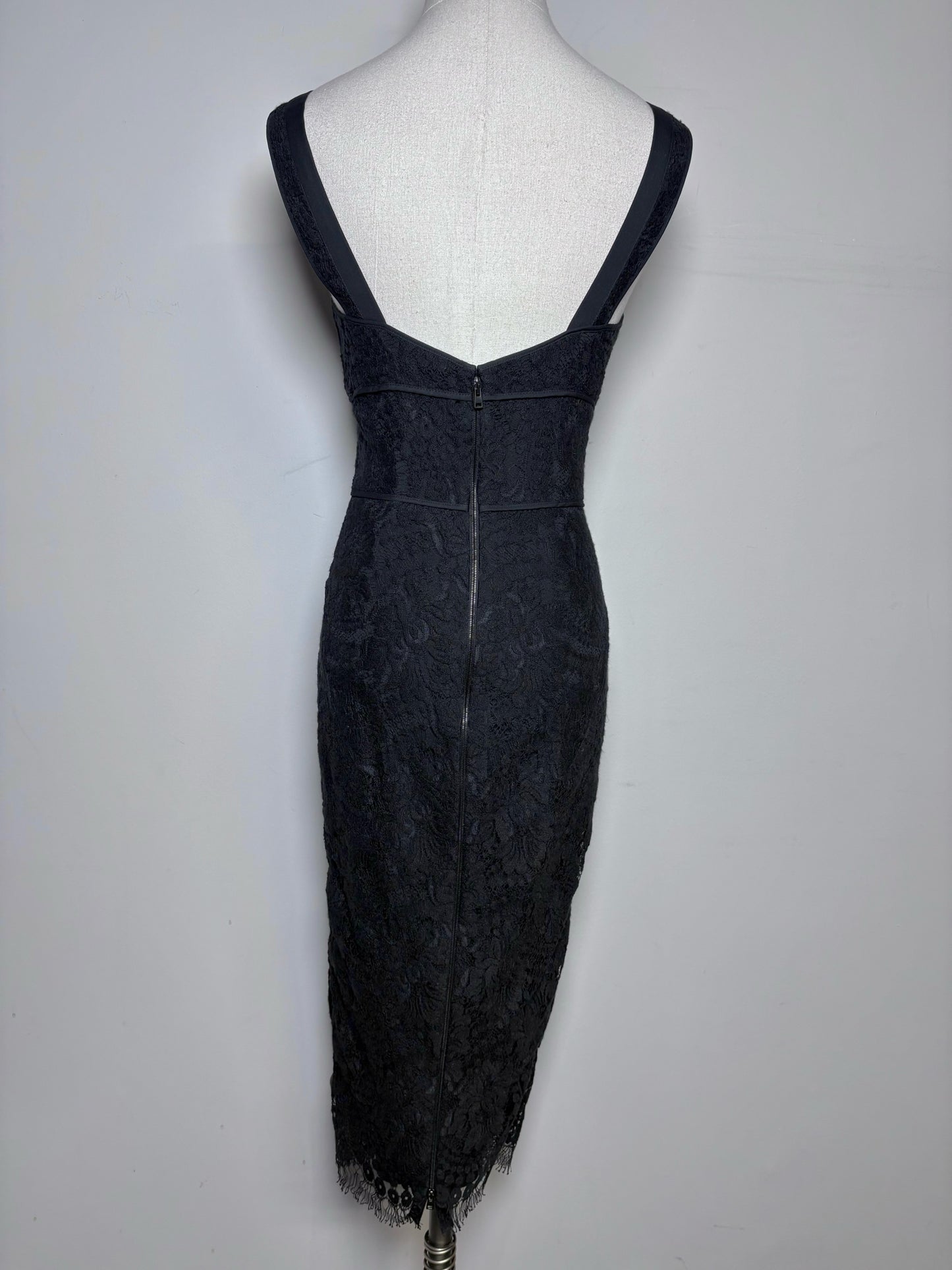 Women Size 8 (4-6 US) Victoria Beckham Black Lace Wool Blend Sheath Dress