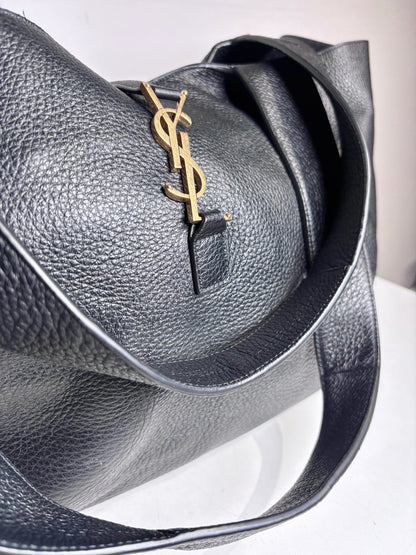 Leather Yves Saint Laurent Black Deer Skin Large Purse