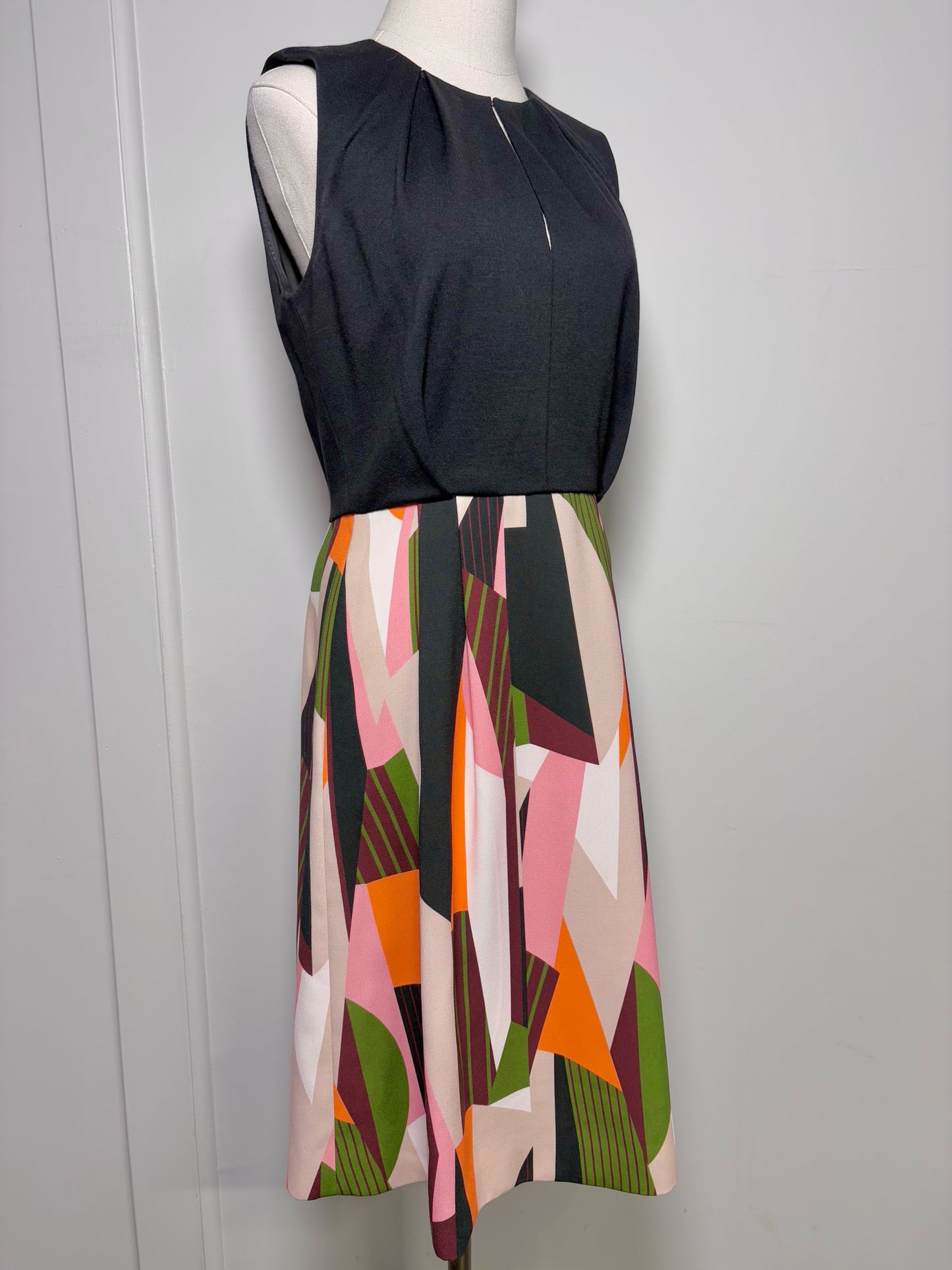 Women Size M Paul Carroll Black w/Geometric Print Dress