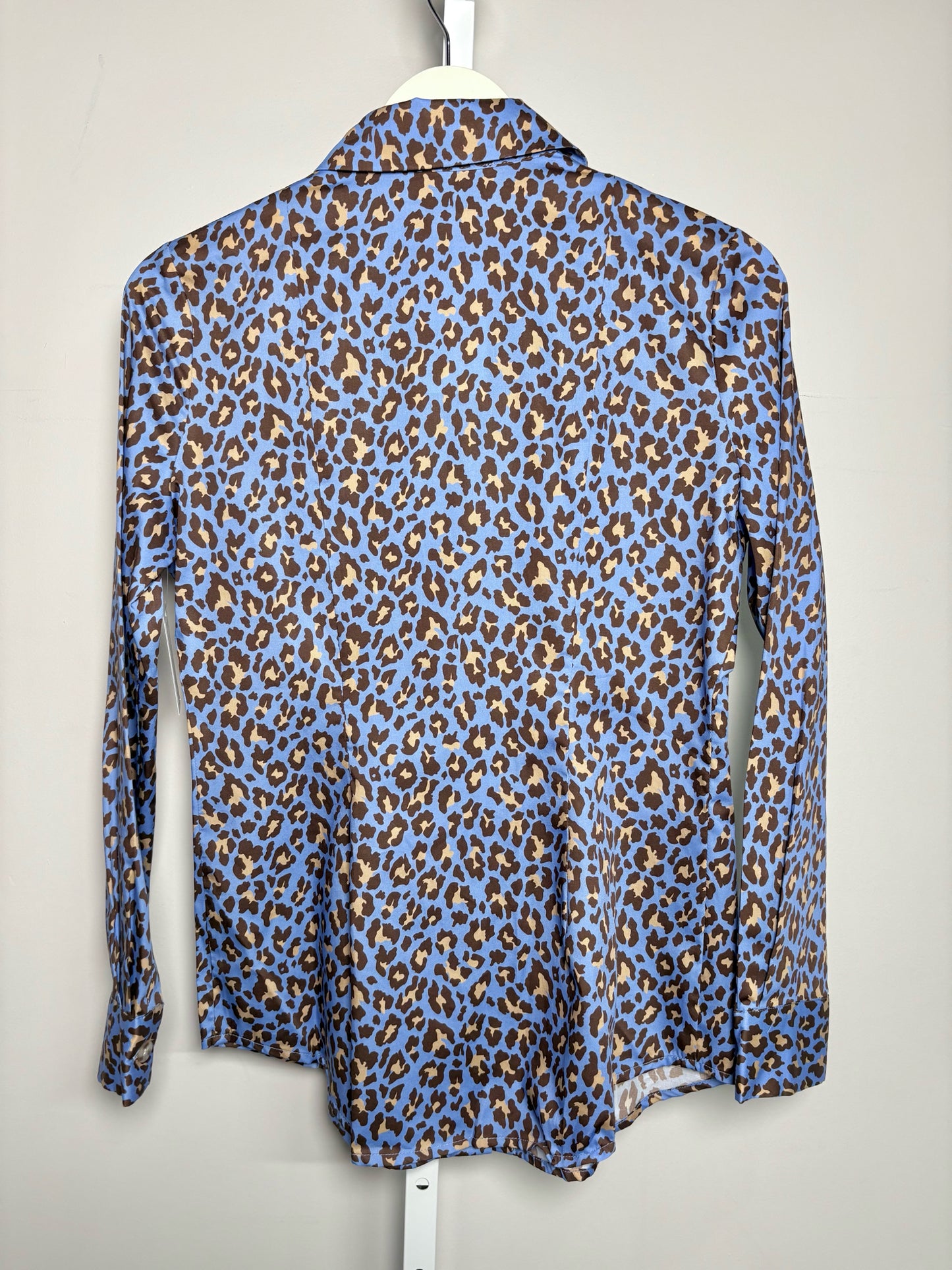 Women Size S Kevin's Huntress Collection Blue Leopard Spots Cotton Shirt