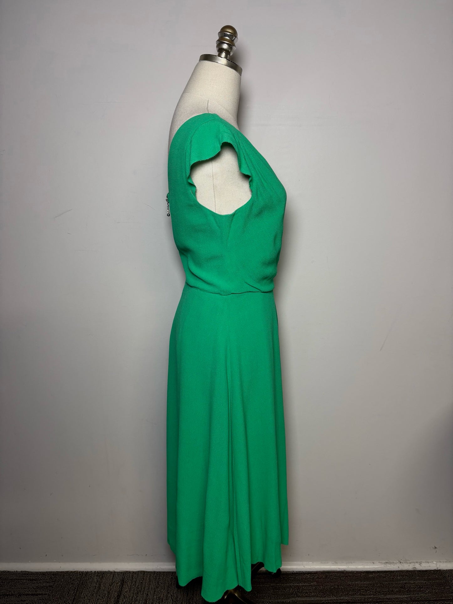 Women Size 8 Kate Spade New York Green Flowy Tea Length Pre-owned Dress