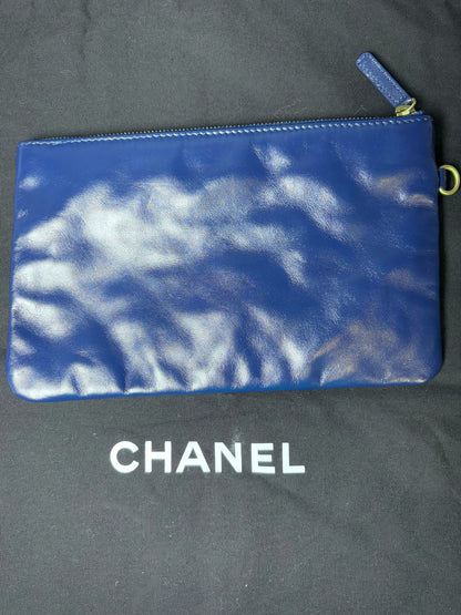 Chanel 22 Calfskin Leather Metallic Navy Blue Quilted Purse