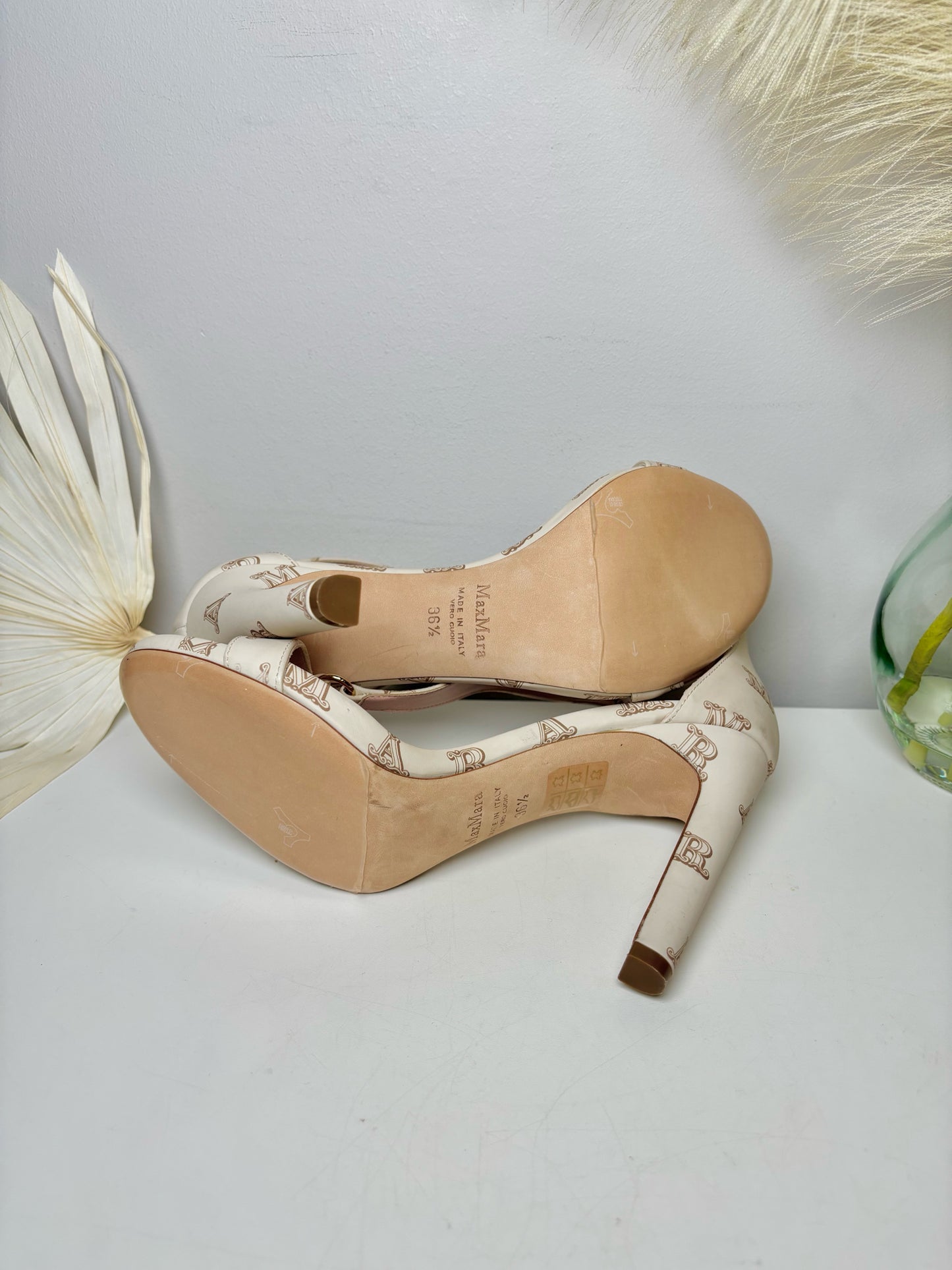 W Shoe Size 36.5 Max Mara Beige Print Heels