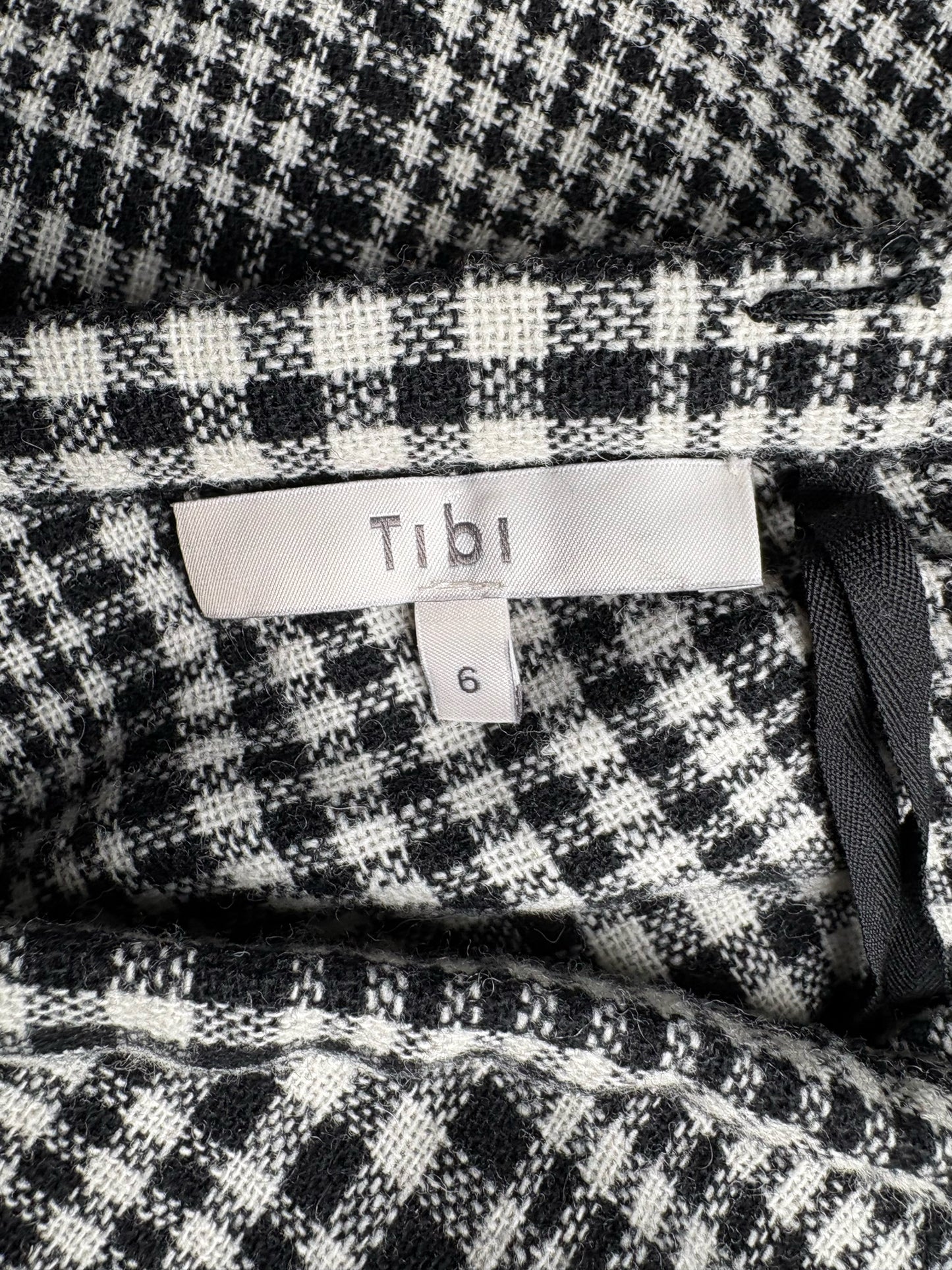 Women Size 6 (M) Tibi Black, White Plaid Midi Skirt