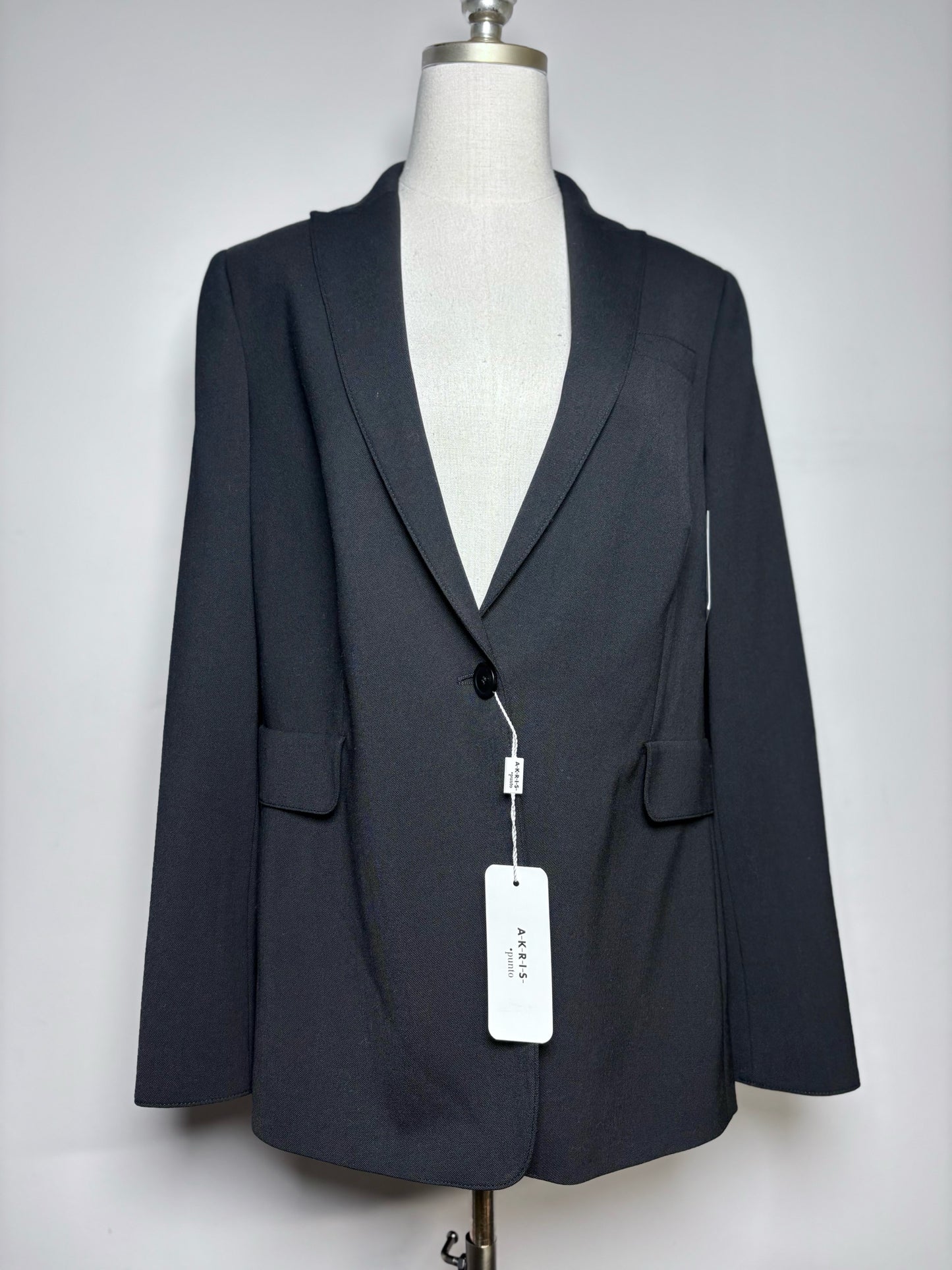 Women Size 14 Akris Punto Black Wool Blend Pre-owned, NWT Blazer