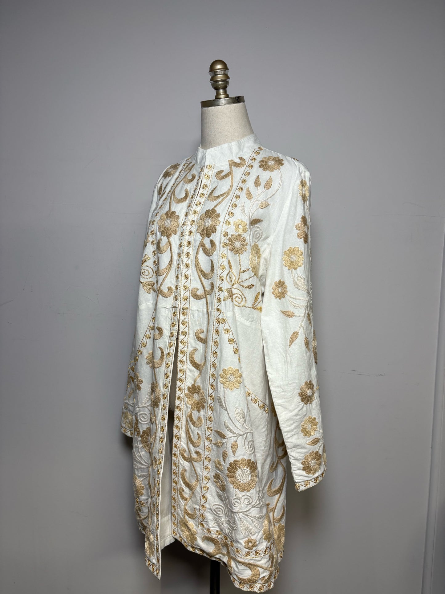 Women Size L Soft Surroundings Off-White Floral Embroidered Cotton Linen Pre-Owned Long Jacket