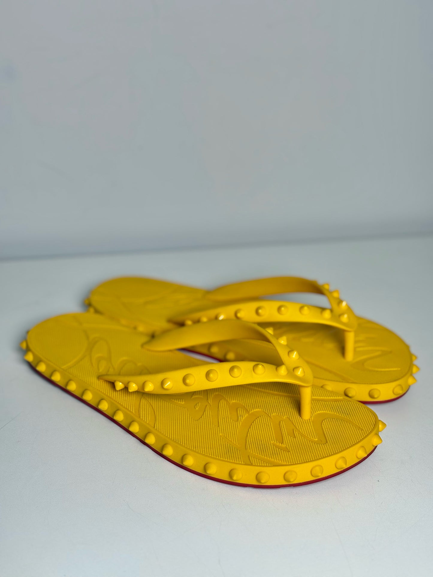 W Size 39 Christian Louboutin Super Flip Yellow Rubber Studs Pre-owned