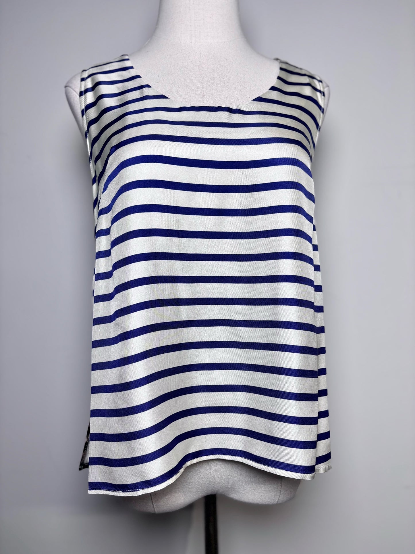 Women Size 2 La Prestic Ouiston Cream, Blue Striped, Animal Print 2 Piece Set