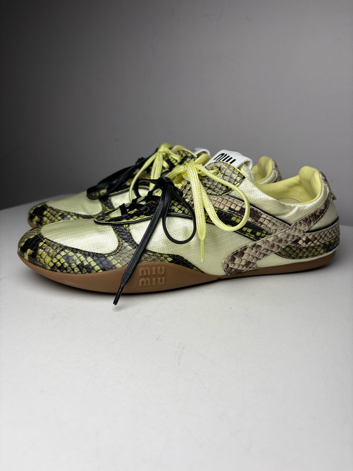 Women's Shoe Size 39 Miu Miu Gymnasium Green Technical Fabric Python Print Pre-Owned Sneakers