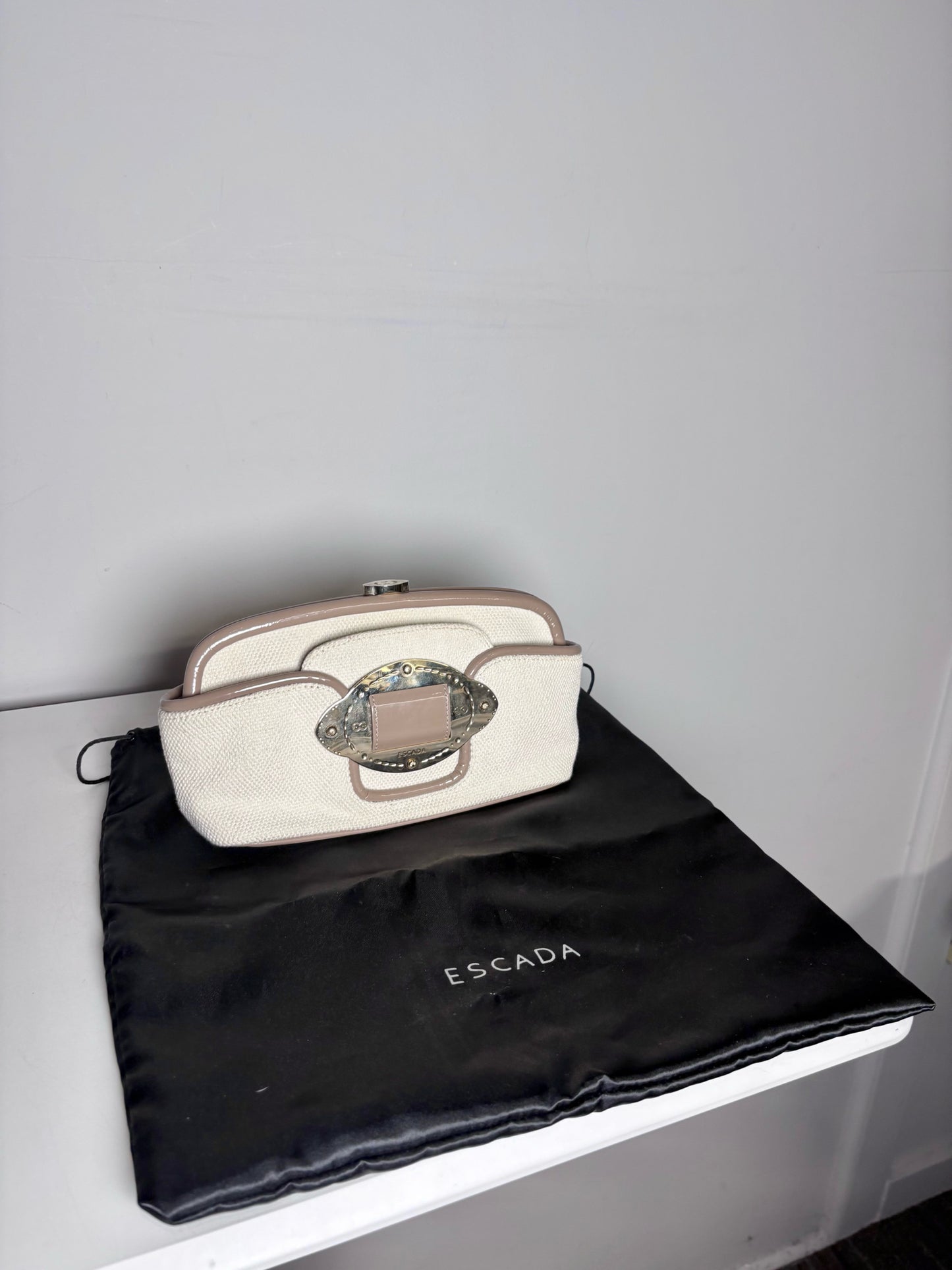 Escada Woven Canvas Pre-owned, NWT Tan, beige Patent Clutch Purse