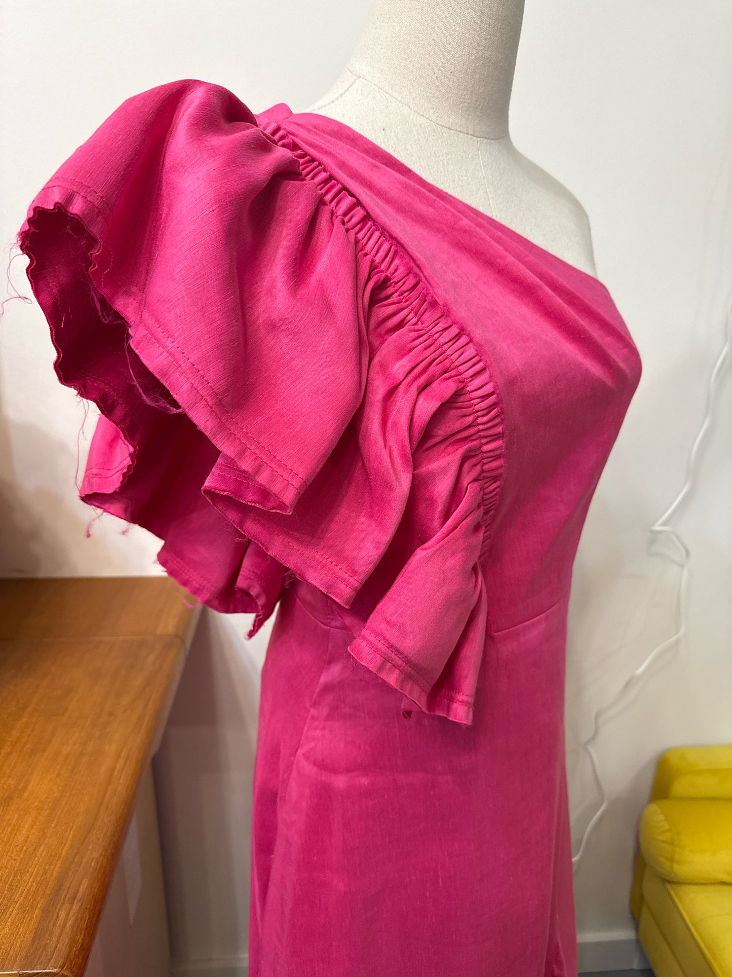 Women Size 8 Aje Pink One-Shoulder Ruffle Linen Blend Pre-owned Midi Dress