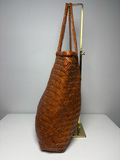 Women's Dragon Diffusion Tan Handwoven Leather NS Diagonal Pre-Owned Basket Tote Bag