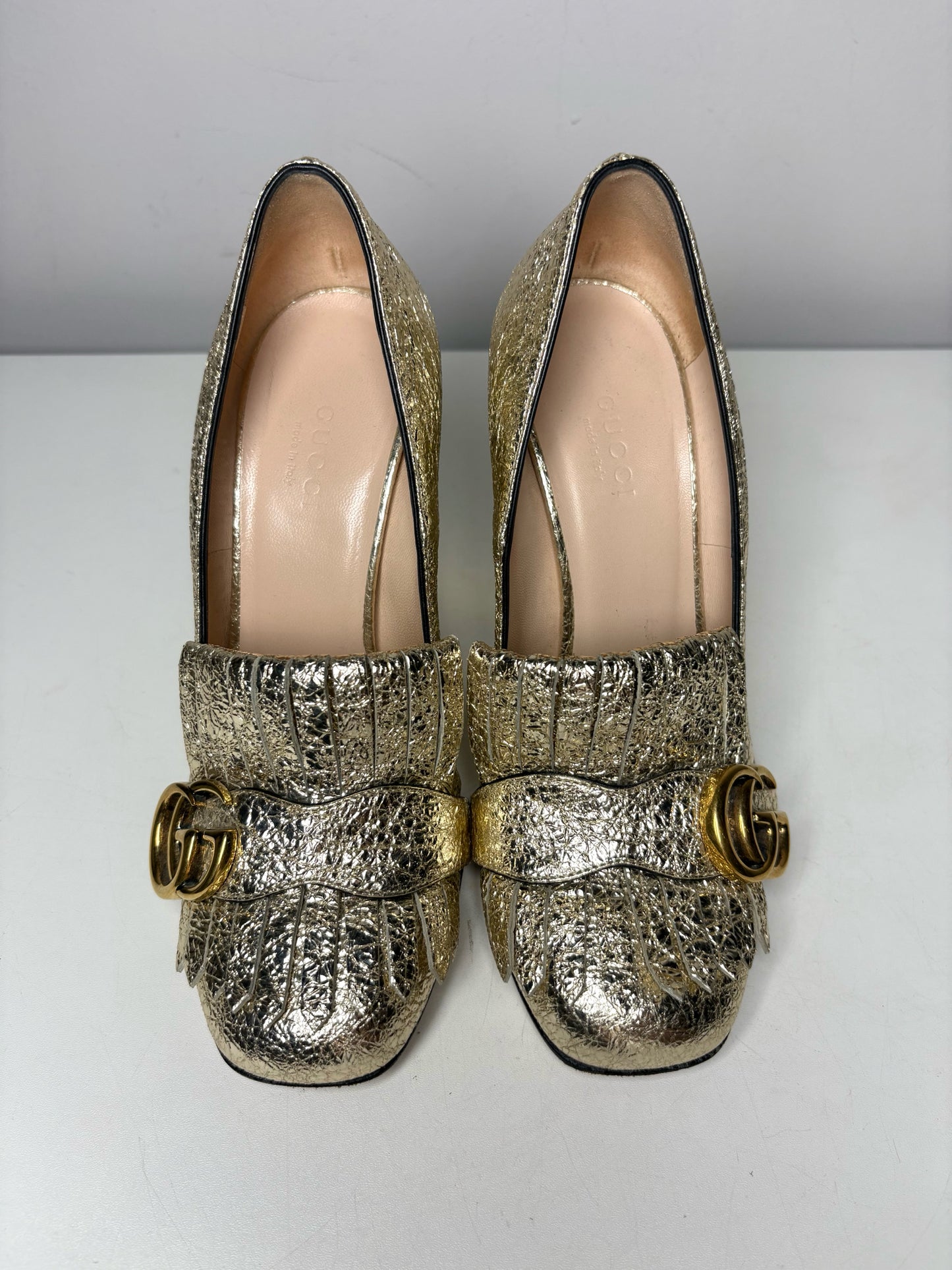 W Shoe Size 36 (5.5/6 US) Gucci Metallic Gold Leather Pre-owned Loafers
