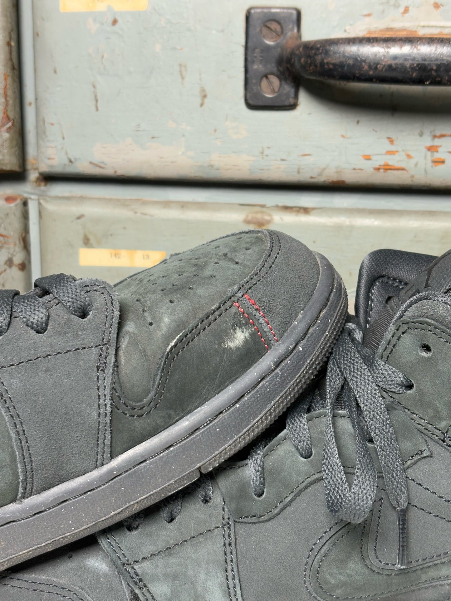 Nike Black Suede Solid 12 Men's Air Jordan SE Craft Shoes