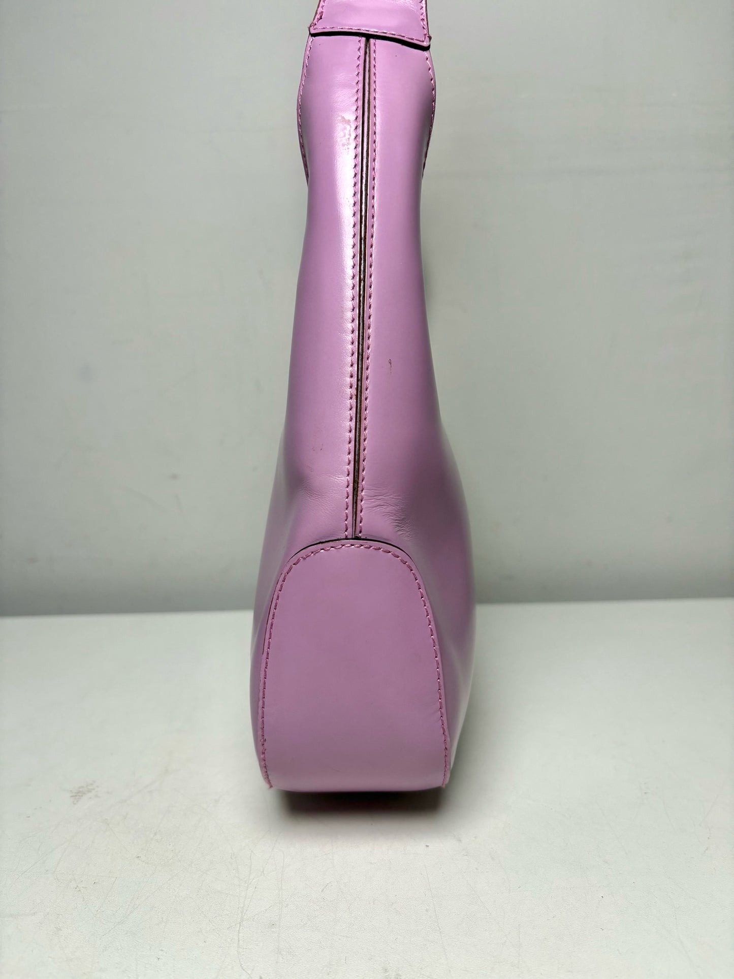 Women's Salvatore Ferragamo Gancini Lilac Leather Authentic Pre-Owned Hobo Shoulder Bag