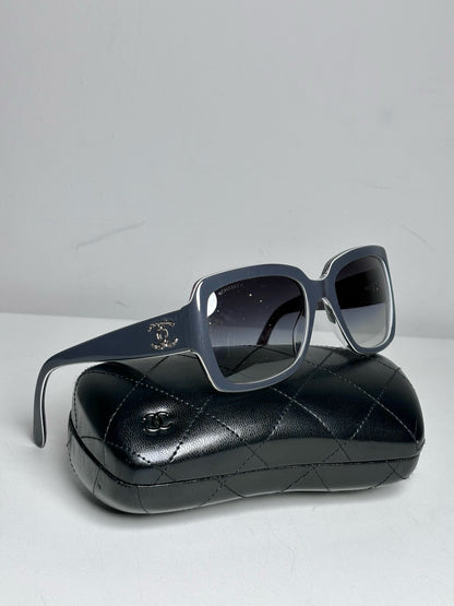 Chanel 5221 Square Frame Pre-owned Gray Acetate Sunglasses