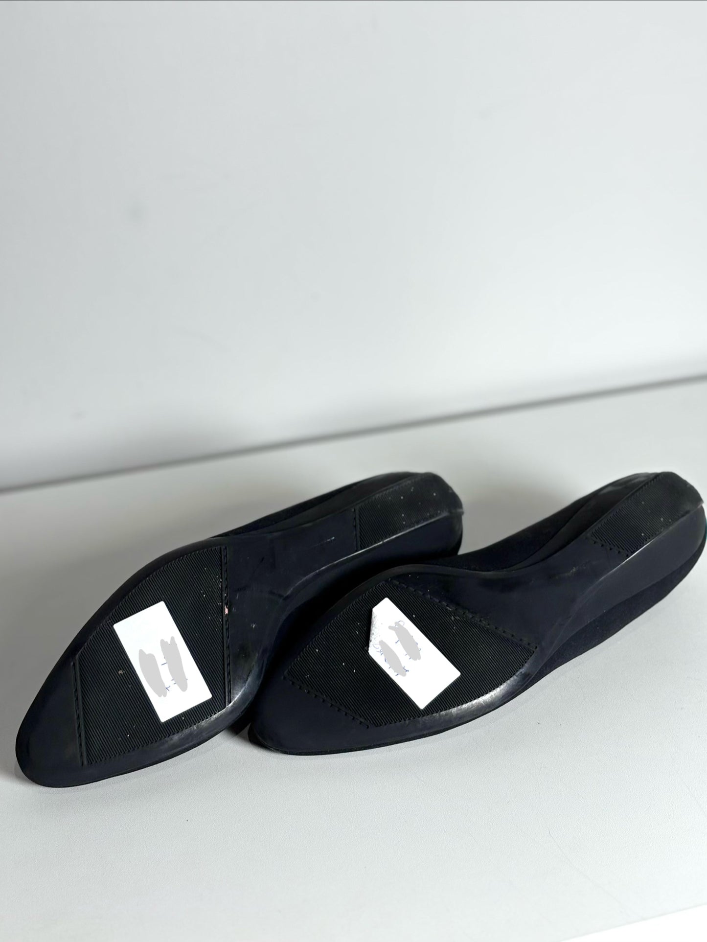 W Shoe Size 8 Ferragamo Black Flats